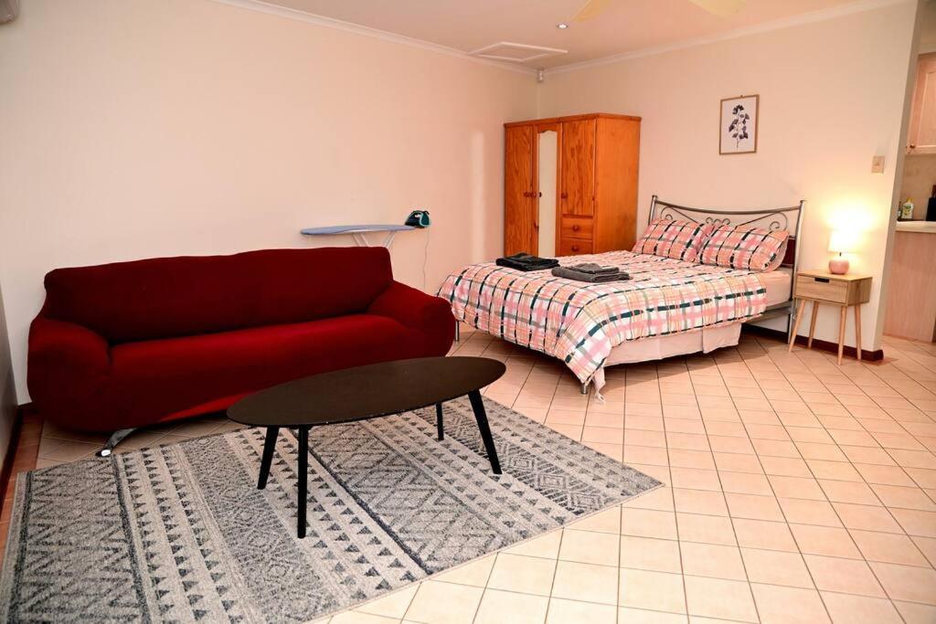 Spacious Studio In Alicesprings Queenbed+Ksairbed Алис Спрингс Екстериор снимка