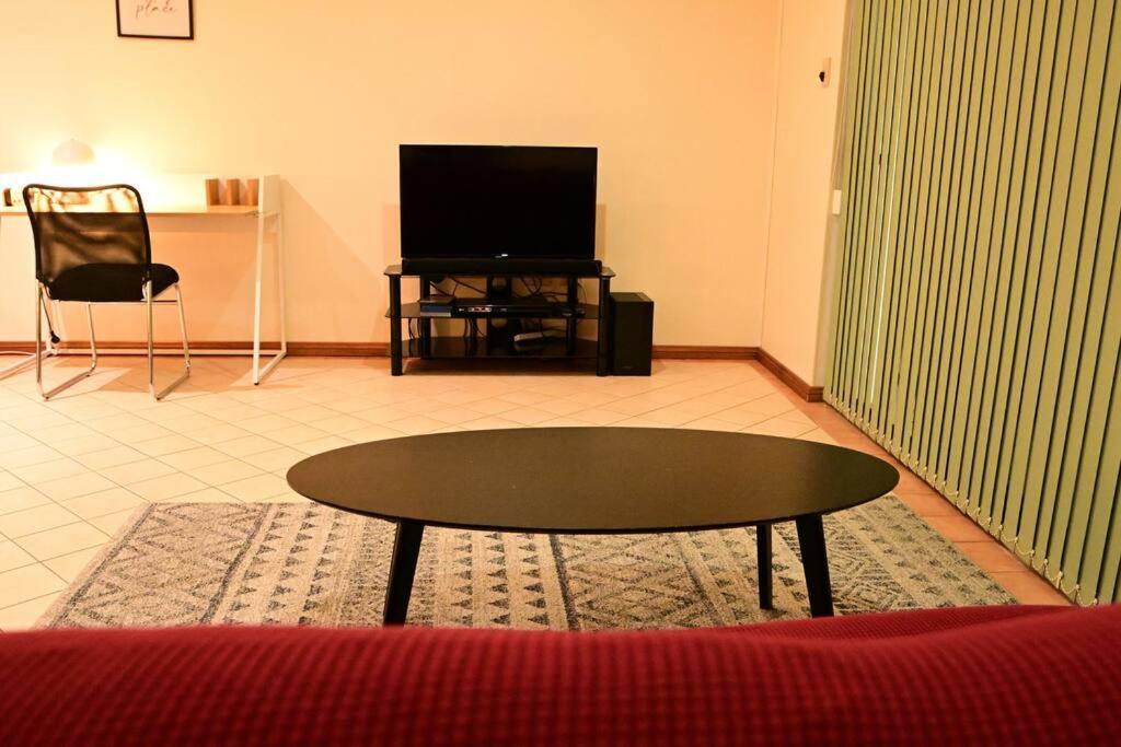 Spacious Studio In Alicesprings Queenbed+Ksairbed Алис Спрингс Екстериор снимка